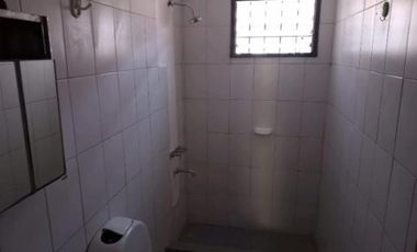 LINDO / BUEN ESTADO   Bº COVIMET   3 DORM  PATIO   ESPACIO ESTACIONAMIENTO   USD 25.000  IMPERIO MAT.518