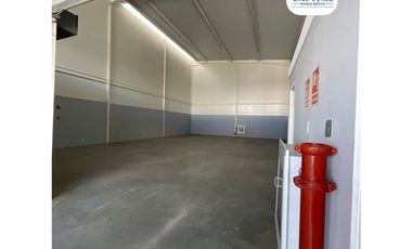 SE ALQUILA GALERA DENTRO DE ZONA FRANCA