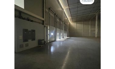 SE ALQUILA GALERA DENTRO DE ZONA FRANCA