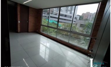 Oficina En Arriendo Medellín Sector Loma De San Julián