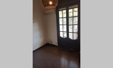 NUEVO PRECIO - PH en Venta en Villa Crespo 2 ambientes 37 m2 + balcón al frente, 2do piso por escalera – Godoy Cruz 1200