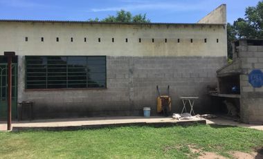 Casa quinta con Galpón. Junín.