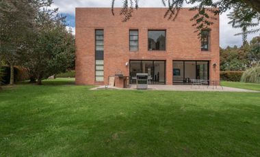 casa en arriendo/venta en guaymaral. Cod A5597