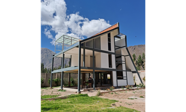 VENDO CASA DE CAMPO 328 M2 EN CONDOMINIO HUAYOCARI URUBAMBA CUSCO