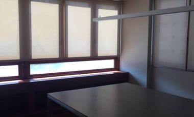 ARRIENDO ESTUPENDA OFICINA  EXCLUSIVA /BARRIO EL GOLF