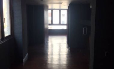 ARRIENDO ESTUPENDA OFICINA  EXCLUSIVA /BARRIO EL GOLF