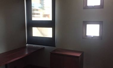 ARRIENDO ESTUPENDA OFICINA  EXCLUSIVA /BARRIO EL GOLF