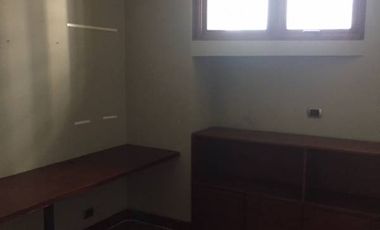 ARRIENDO ESTUPENDA OFICINA  EXCLUSIVA /BARRIO EL GOLF