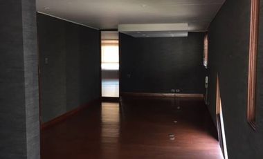 ARRIENDO ESTUPENDA OFICINA  EXCLUSIVA /BARRIO EL GOLF