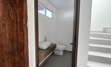 NORTE EN ALCAZAR SOBRE AV NAVARRA HERMOSA CON EXCELENTES ACABADOS