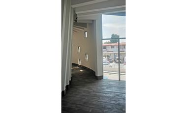 SE ALQUILA EDIFICIO EN PARQUE LEFEVRE >>PRECIO DE OPORTUNIDAD<<