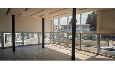 SE ALQUILA EDIFICIO EN PARQUE LEFEVRE >>PRECIO DE OPORTUNIDAD<<