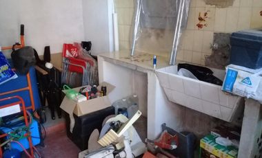 Ph fondo 4 amb amplios living cocina comedor baño 3 dormitorios escritorio patio,lavadero y terraza.