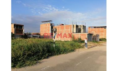 🌟 ¡Oportunidad Única para Inversionistas y Constructores! 🌟

Descubre el potencial de este magnífico terreno urbano situado en la codiciada ubicació