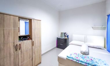 Rumah 10 menit ke Gerbang Tol BSD Barat SHM Hadap Timur J-48783