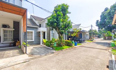 Rumah 10 menit ke Gerbang Tol BSD Barat SHM Hadap Timur J-48783