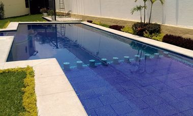 VENTA DE CASA EN CONDOMINIO CON ALBERCA EN JIUTEPEC