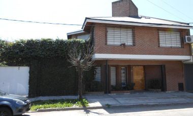 Casa 5 amb en Venta - Quilmes Oeste