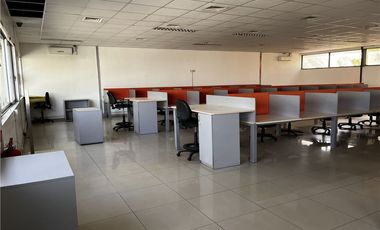 Propiedad Comercial Amoblada