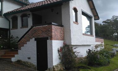 casa campestre en venta en vereda yerbabuena. Cod V1665