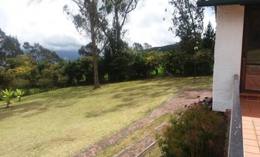 casa campestre en venta en vereda yerbabuena. Cod V1665