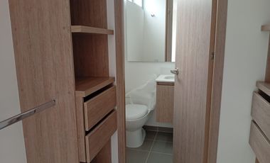 apartamento en arriendo en centro. Cod A63662