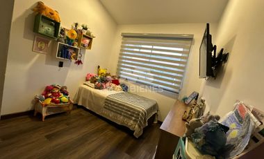 casa en venta en la estrella. Cod V63924