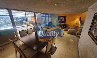 Casa en venta para remodelar en El Prado (Sinatel).