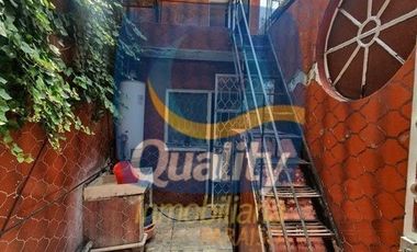 Casa en venta para remodelar en El Prado (Sinatel).