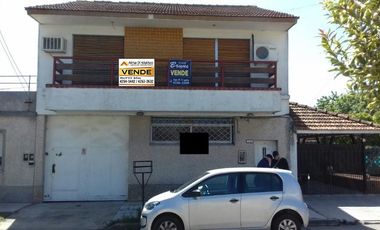 Casa PH en venta en Quilmes Oeste