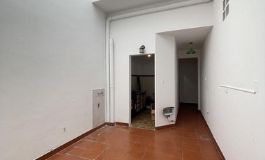 CASA MULTIFAMILIAR 6 AMB CON TERRAZA - PARQUE AVELLANEDA