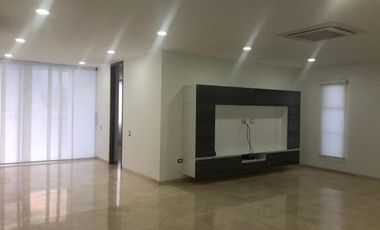 casa en arriendo/venta en via al tennis. Cod V1169