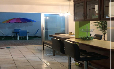 CASA EN VENTA COL. LAS ISLAS, TEPIC, NAY.