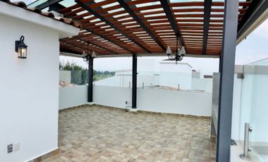 VENTA DE CASA EN CONDADO DEL VALLE METEPEC, 4 REC.