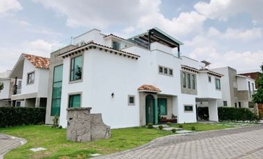 VENTA DE CASA EN CONDADO DEL VALLE METEPEC, 4 REC.
