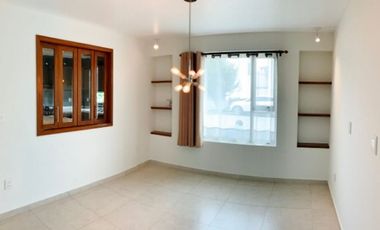 VENTA DE CASA EN CONDADO DEL VALLE METEPEC, 4 REC.