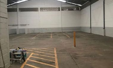 BODEGA EN RENTA EN FRACCIONAMIENTO LOS PINOS