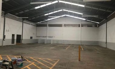 BODEGA EN RENTA EN FRACCIONAMIENTO LOS PINOS