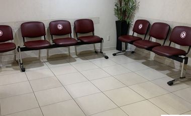CONSULTORIO EN RENTA, A UN LADO HOSPITAL ANGELES