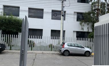 CONSULTORIO EN RENTA, A UN LADO HOSPITAL ANGELES