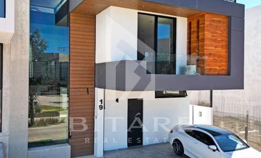 CASA EN VENTA BOSQUES VALLARTA ZAPOPAN JALISCO
