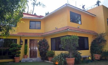 Hermosa casa en venta en Lomas Altas