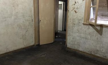 Venta PH 2 ambientes 1° piso por escalera a refaccionar Barracas