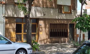 RECOMENDAMOS en venta Casa PH en planta Alta - Alsina 1300  Echesortu Rosario