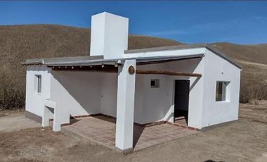 Casa Venta 2 dormitorios c/cochera abierta en El Rodeo, Tafí del Valle, Tucumán
