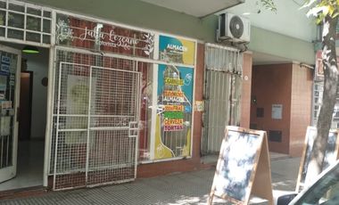 Local comercial en venta ubicado en Parque Patricios