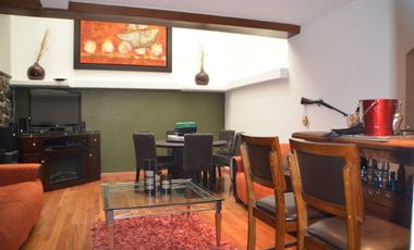 CASA EN VENTA EN LOMAS DE LAS PALMAS