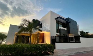 Casa en Venta en Cancun, Lagos del Sol