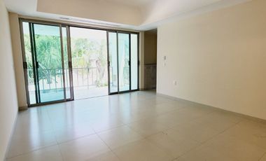 Casa en Venta Con opcion recámara planta baja, alberca, jacuzzi Fracc LAS PALMAS
