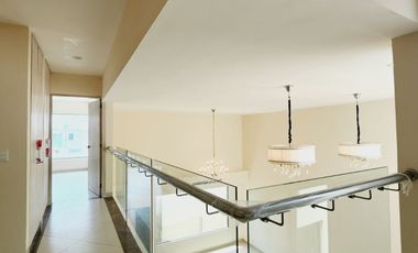 Casa en Venta Con opcion recámara planta baja, alberca, jacuzzi Fracc LAS PALMAS